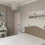 아파트 In Complex Panorama *