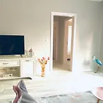 아파트 In Complex Panorama 체르노모레츠