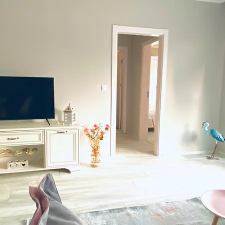 아파트 In Complex Panorama 체르노모레츠